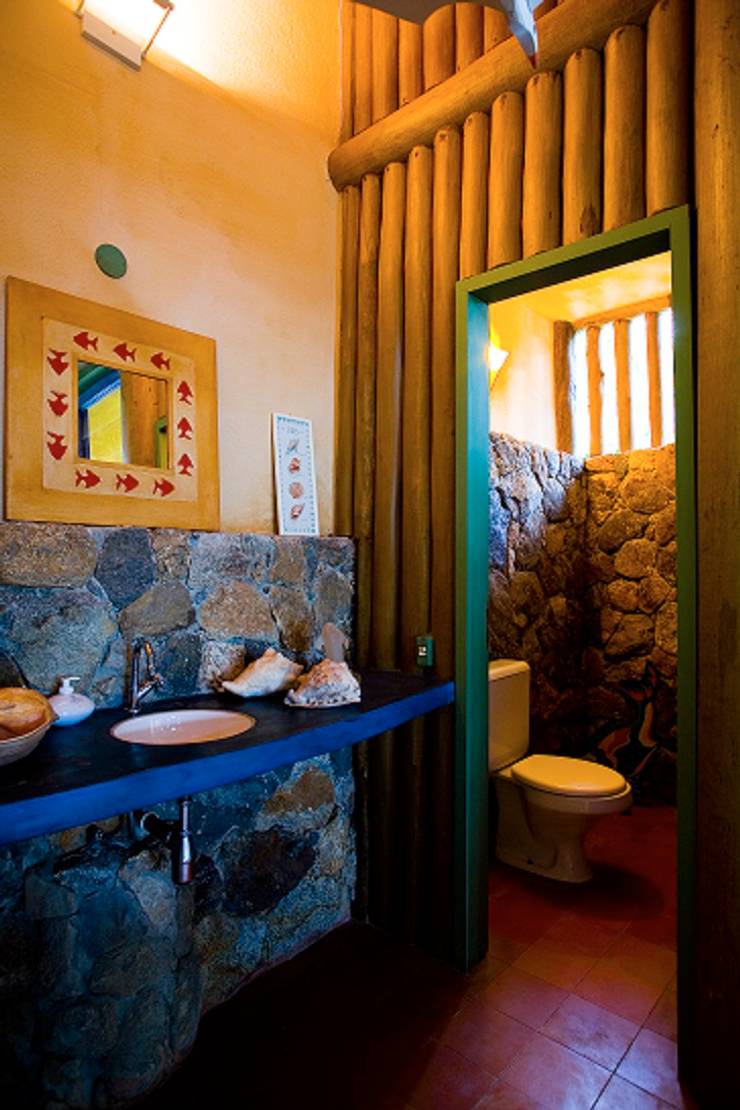  حمام تنفيذ MADUEÑO ARQUITETURA & ENGENHARIA