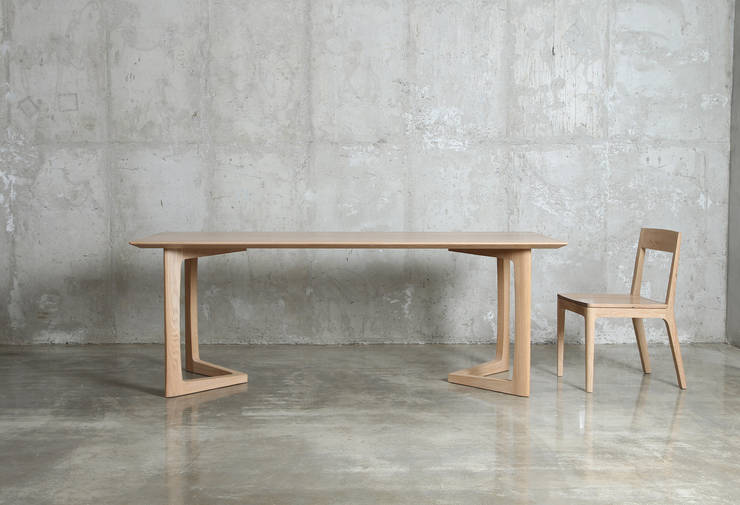 JEONG JAE WON Furniture 정재원 가구 의 테이블 / wedge table | homify