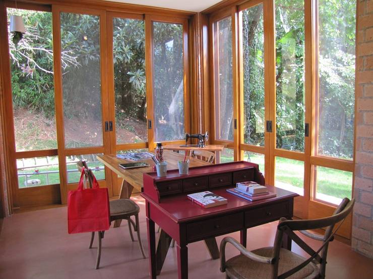 Paredes de estilo  por Studio LK Arquitetura e Interiores