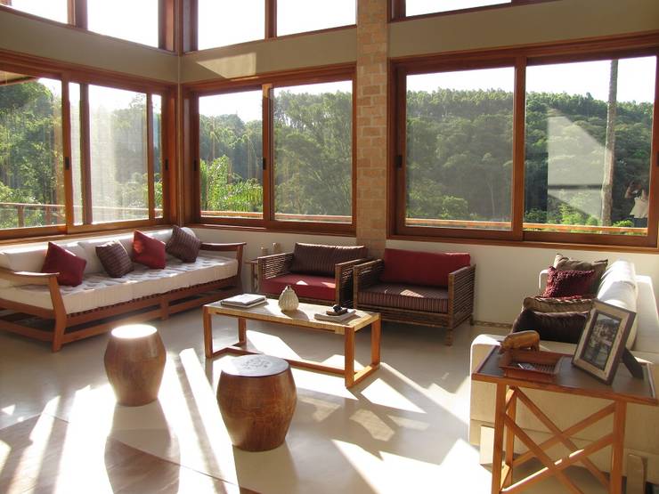 Livings de estilo  por Studio LK Arquitetura e Interiores