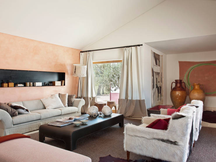  Living room by SA&V - SAARANHA&VASCONCELOS, Rustic   