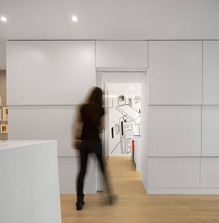  Living room by Ana Maria Timóteo _ arquitecta, Minimalist   