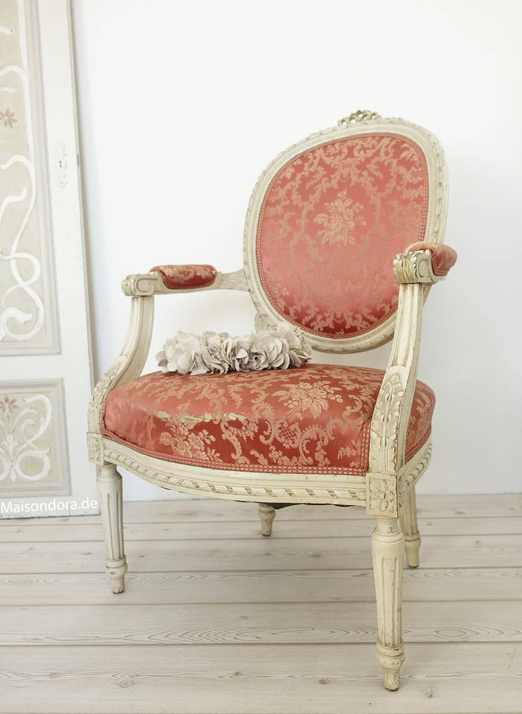 Antike Stuehle Von Maisondora Vintage Living Homify