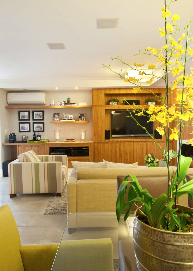  Phòng khách by Silvana Lara Nogueira