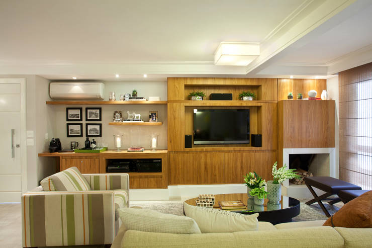  Phòng khách by Silvana Lara Nogueira