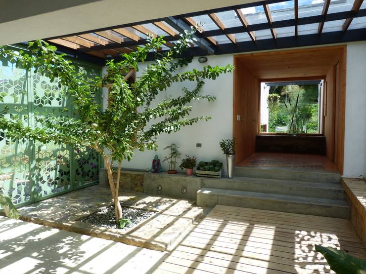  Garten von interior137 arquitectos 