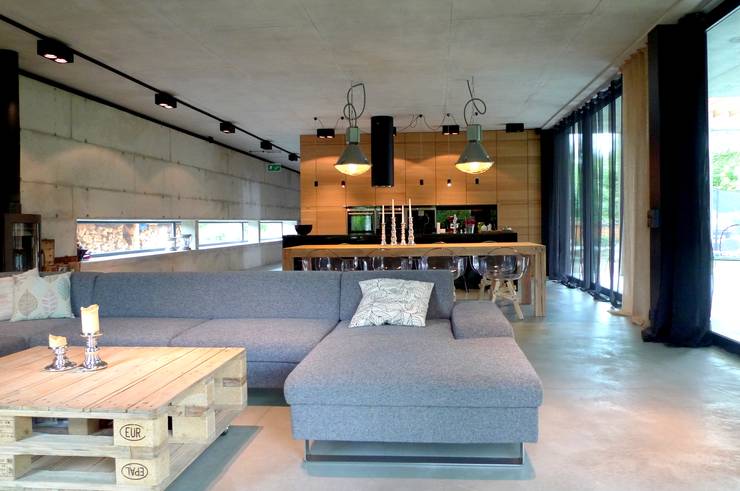 Salas / recibidores de estilo  por seweryn pracownia