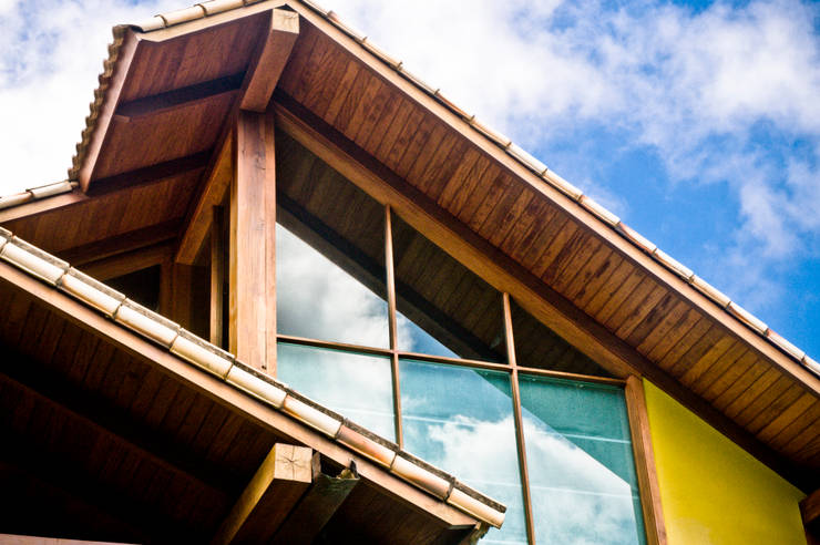 Casas de estilo  por Carlos Eduardo de Lacerda Arquitetura e Planejamento 