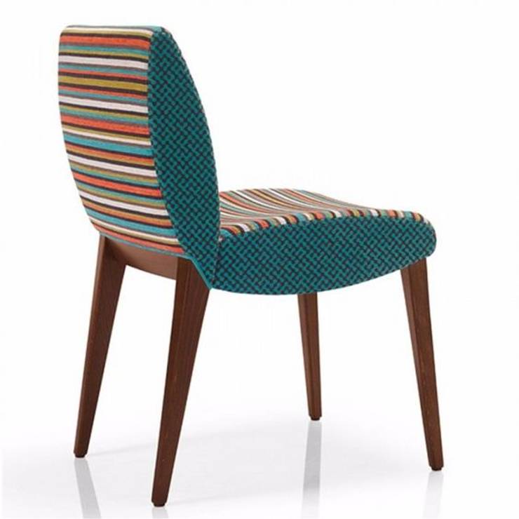 Sillas de comedor tapizadas von Loftchair | homify Sillas de comedor tapizadas von Loftchair | homify