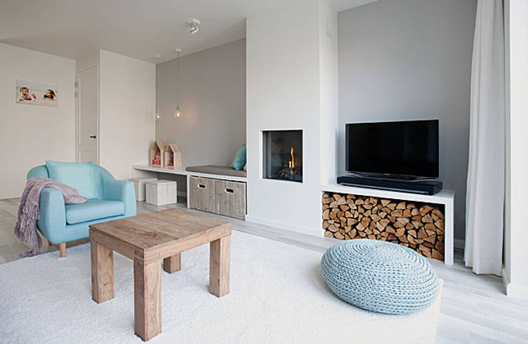 Een romantische woonkamer von Interieur Design by Nicole & Fleur ... Een romantische woonkamer von Interieur Design by Nicole & Fleur ...