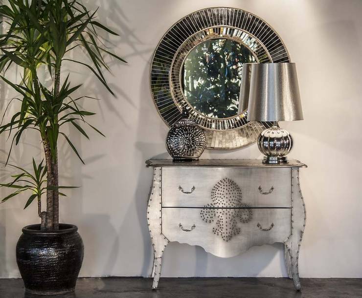 Pasillos y vestíbulos de estilo  por DECORSIA HOME,S.L.