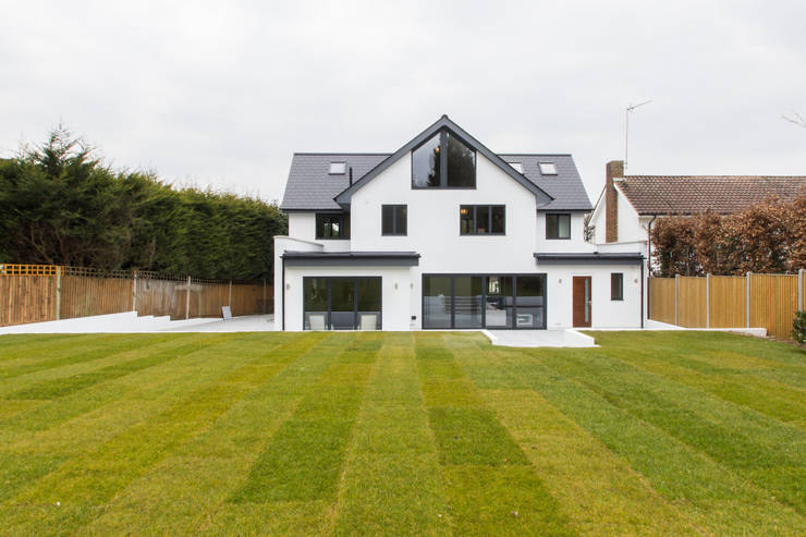 Development in Claremont Avenue, Esher:   by TOTUS