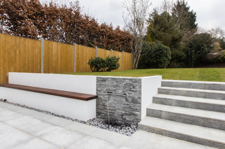 Development in Claremont Avenue, Esher:   by TOTUS