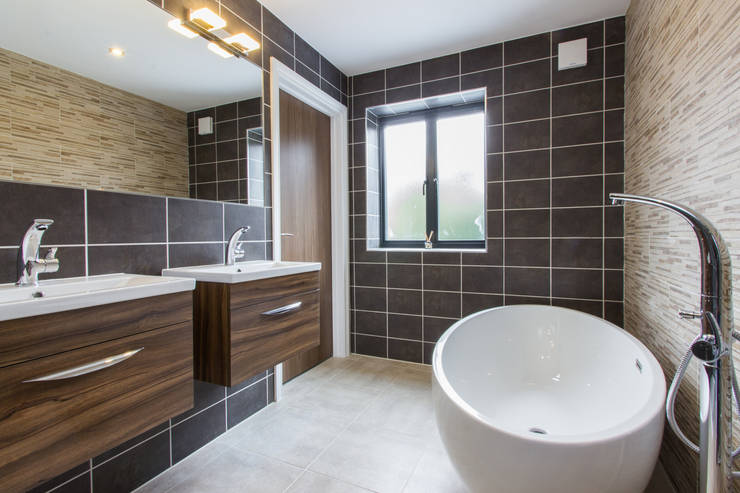 Development in Claremont Avenue, Esher:   by TOTUS