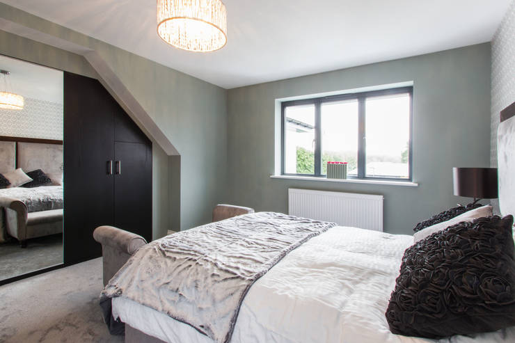 Development in Claremont Avenue, Esher:   by TOTUS