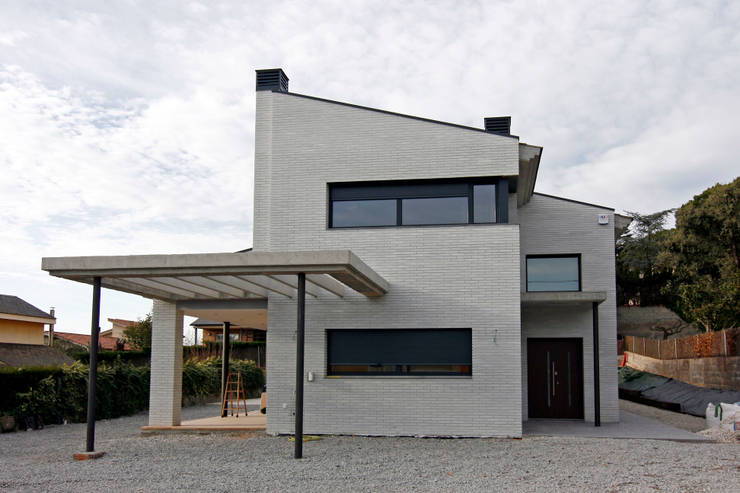  Houses by Atres Arquitectes