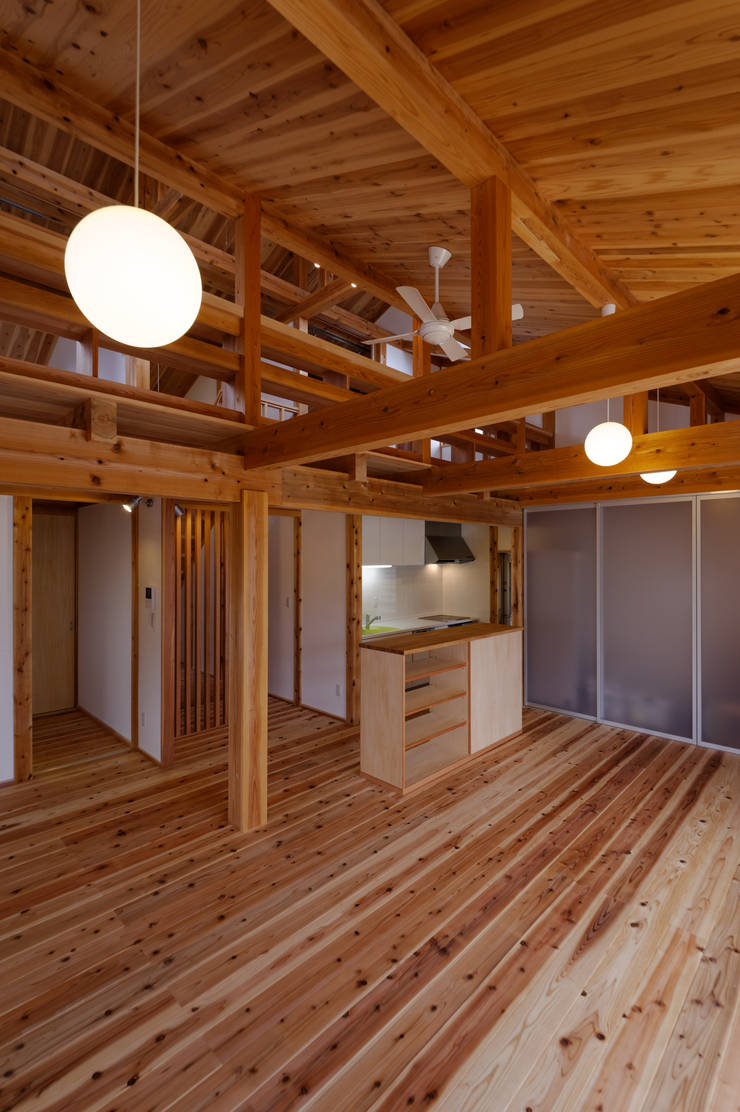  客廳 by 高野三上アーキテクツ一級建築設計事務所  TM Architects