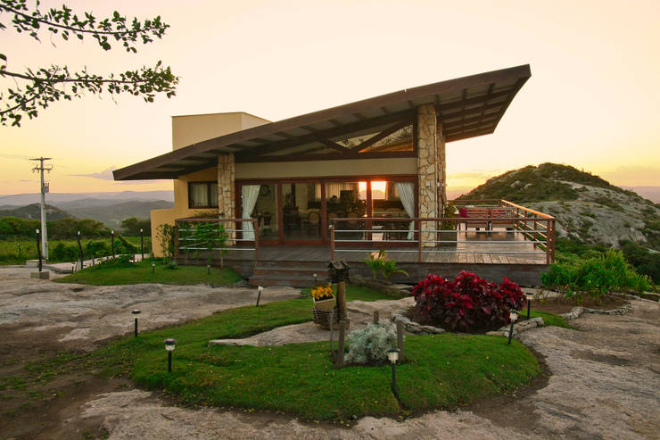Casa da Serra, Duo Arquitetura Duo Arquitetura Maisons rurales Bois Beige
