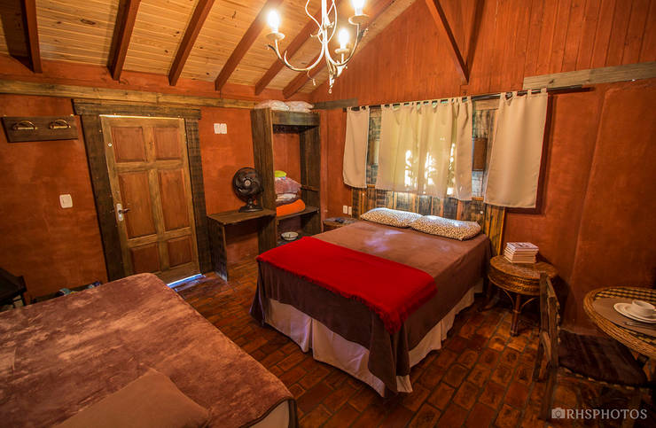 Hoteles de estilo  por DecoraPhotos - RHSPhotos