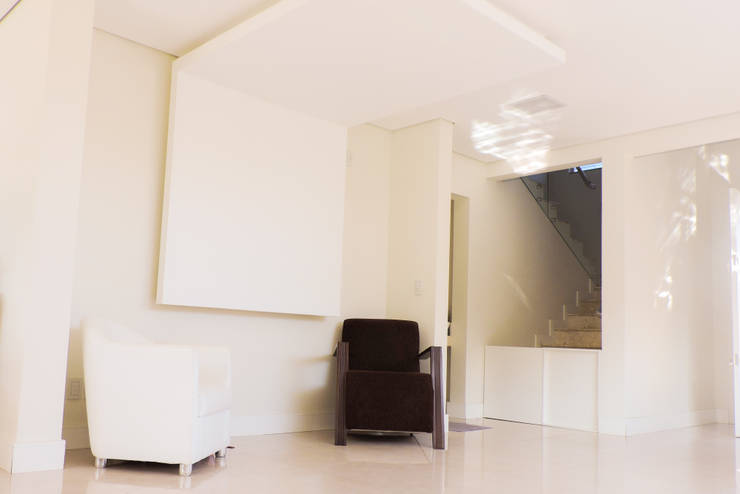  Living room by Cecyn Arquitetura + Design