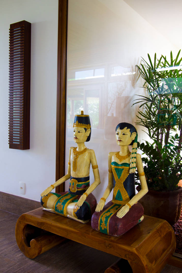 Hogar de estilo  por Tânia Póvoa Arquitetura e Decoração