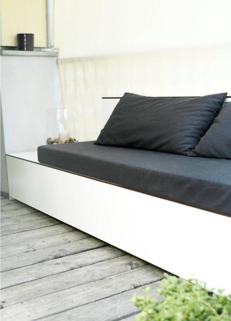 Sitzlounge für Bakon oder Terasse von Schreinerei Holzdesign Ralf Rapp
