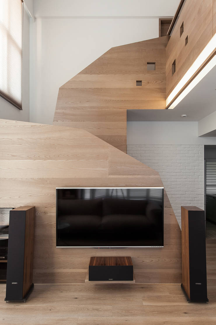 Pasillos y vestíbulos de estilo  por 禾光室內裝修設計 ─ Her Guang Design