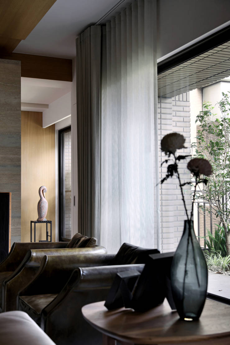  شبابيك  تنفيذ 大言室內裝修有限公司