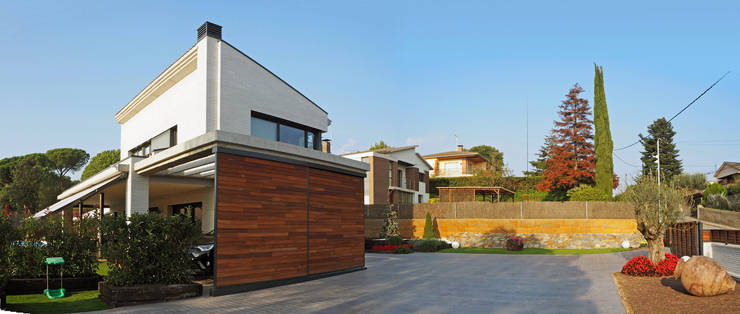  Houses by Atres Arquitectes