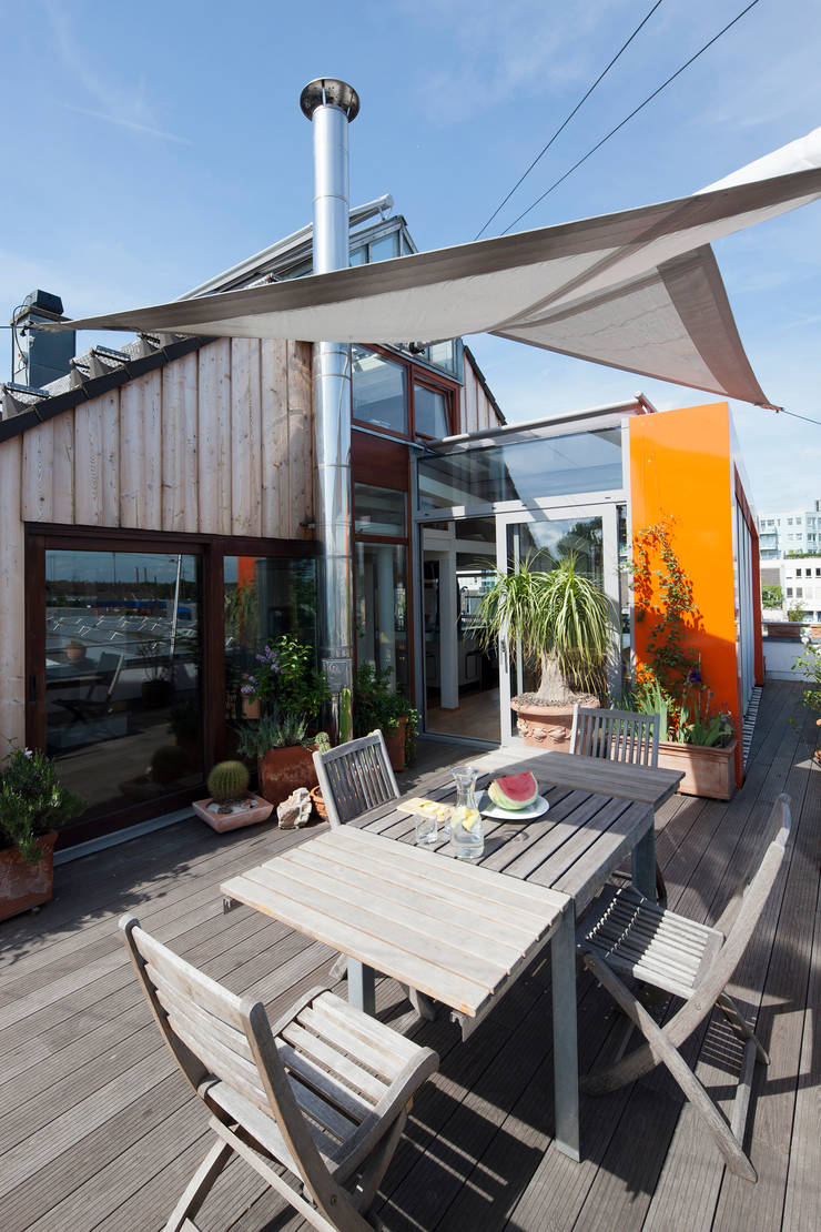 Terrazas de estilo  por raum.4 -  Die Meisterdesigner