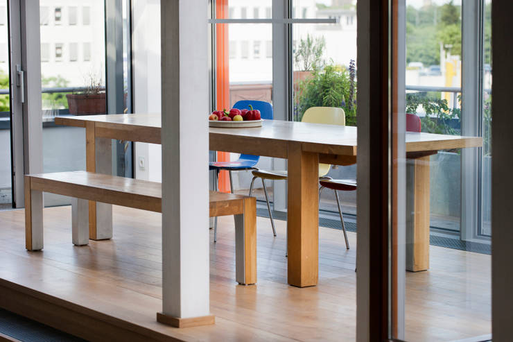 Cocinas de estilo  por raum.4 -  Die Meisterdesigner