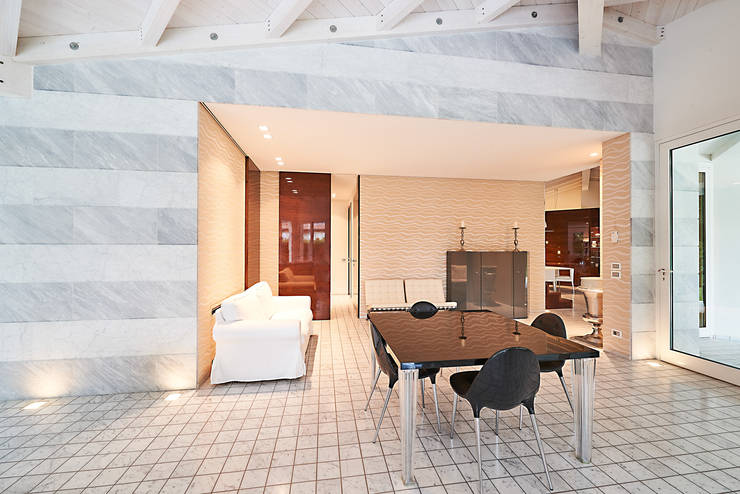  Living room by Zeno Pucci+Architects