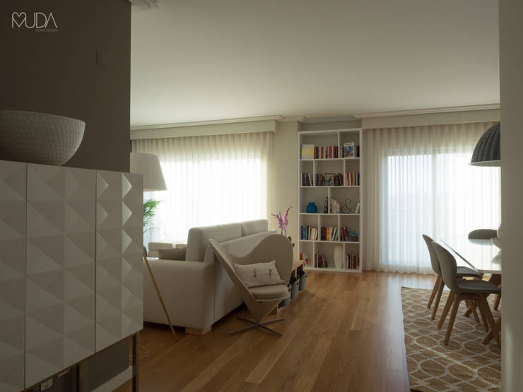  Wohnzimmer von MUDA Home Design