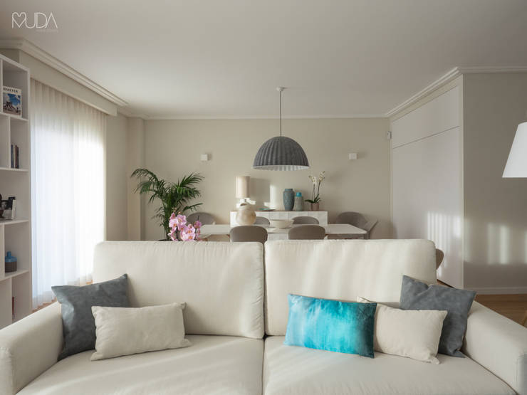  Wohnzimmer von MUDA Home Design
