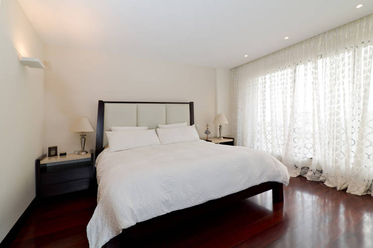 Casa 906, Objetos DAC Objetos DAC Cuartos de estilo moderno cama doble matrimonial,moderno,cortina,poltrona frau