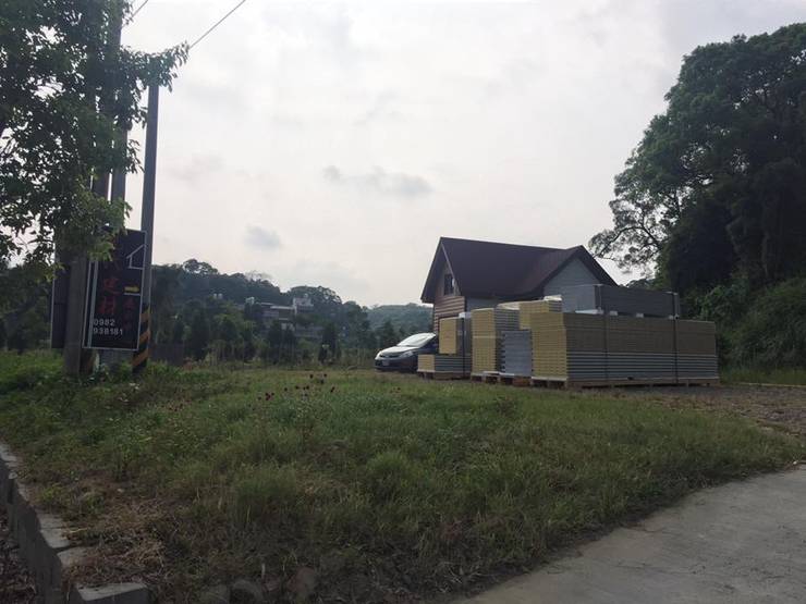  Будинки by 現代建材有限公司