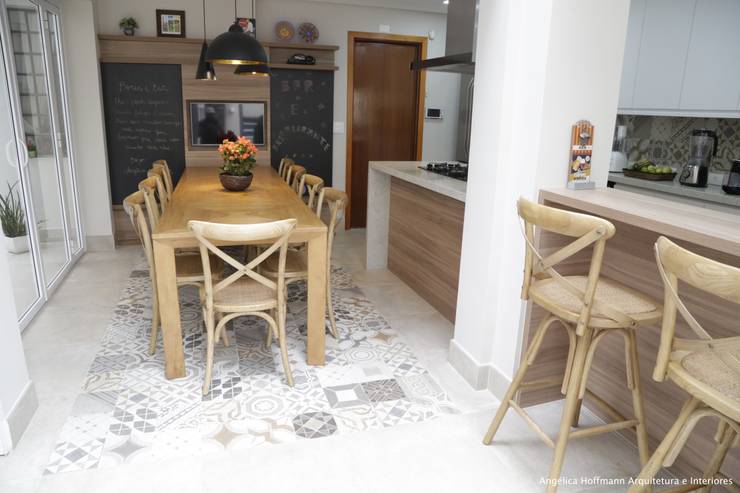 Cozinha Gourmet Vila Mariana: Cozinhas  por Angelica Hoffmann Arquitetura e Interiores, Moderno   