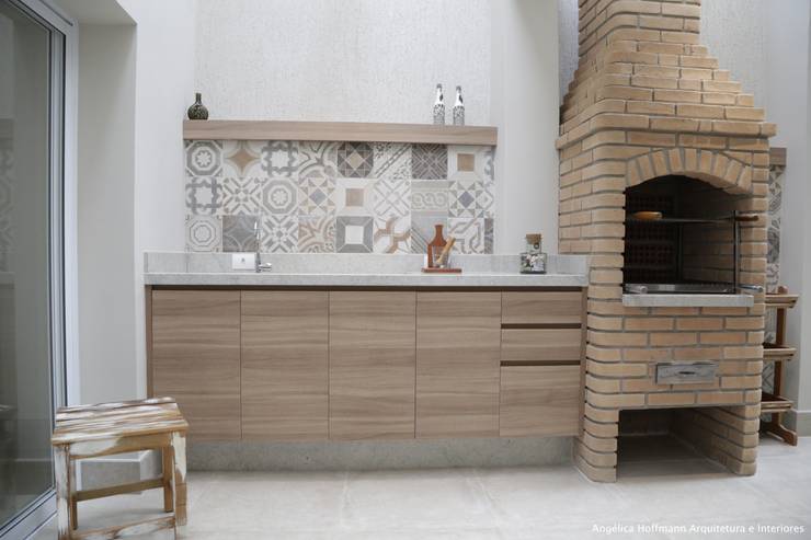Cozinha Gourmet Vila Mariana: Cozinhas  por Angelica Hoffmann Arquitetura e Interiores, Moderno   