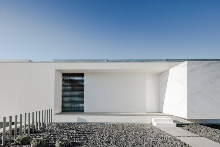  Jendela by Raulino Silva Arquitecto Unip. Lda