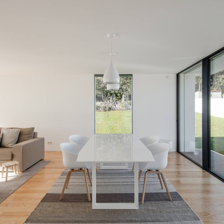  Ruang Makan by Raulino Silva Arquitecto Unip. Lda