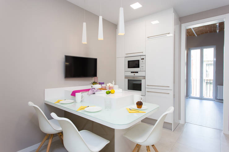 Kitchen by LAUTOKA URBANA