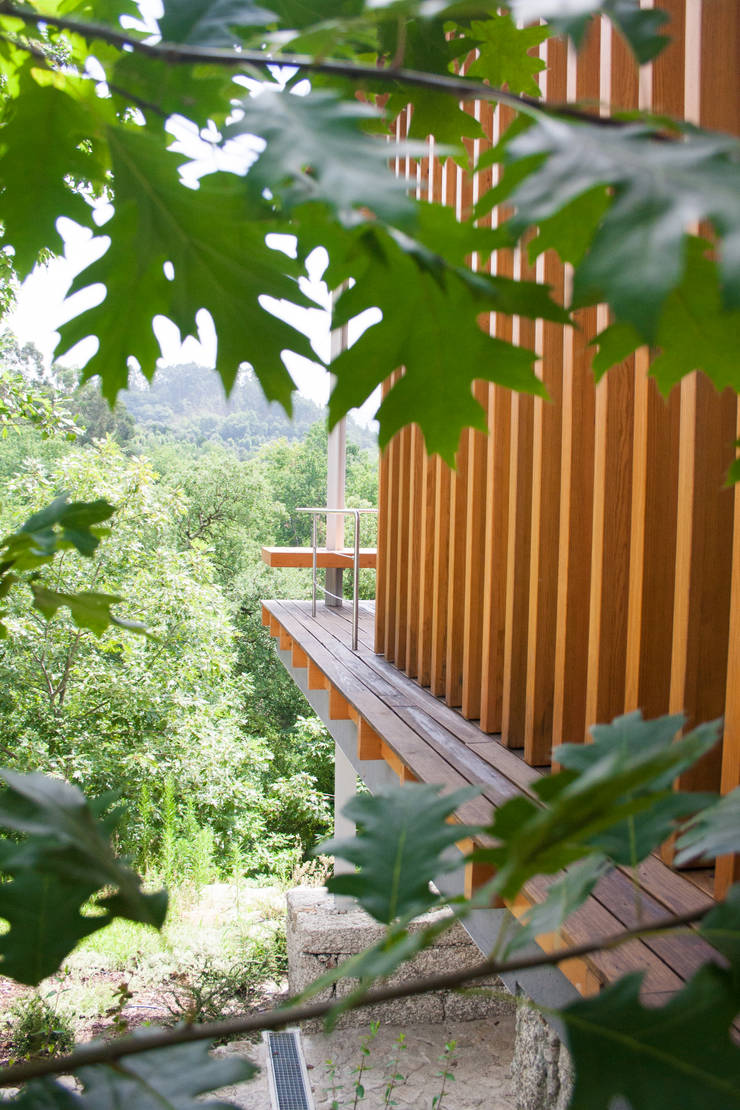 Casa no Gerês por A+ arquitectura  homify