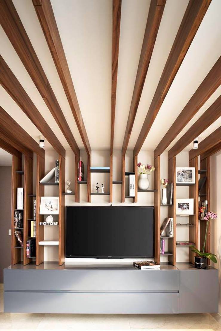 Mueble tv Montaña, xma studio xma studio モダンデザインの 多目的室 木 木目調 家具