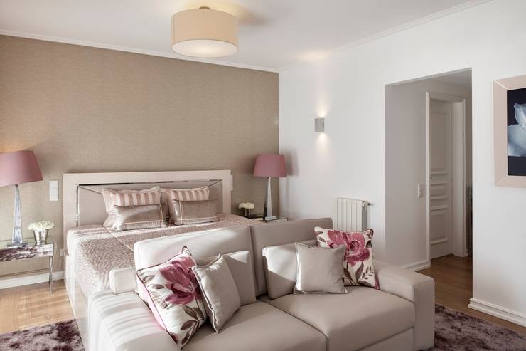 Dormitorios de estilo  por Interdesign Interiores