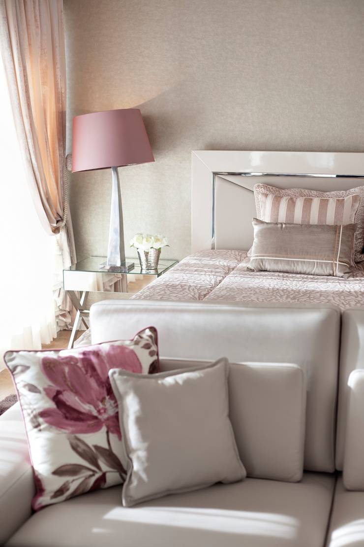 Dormitorios de estilo  por Interdesign Interiores