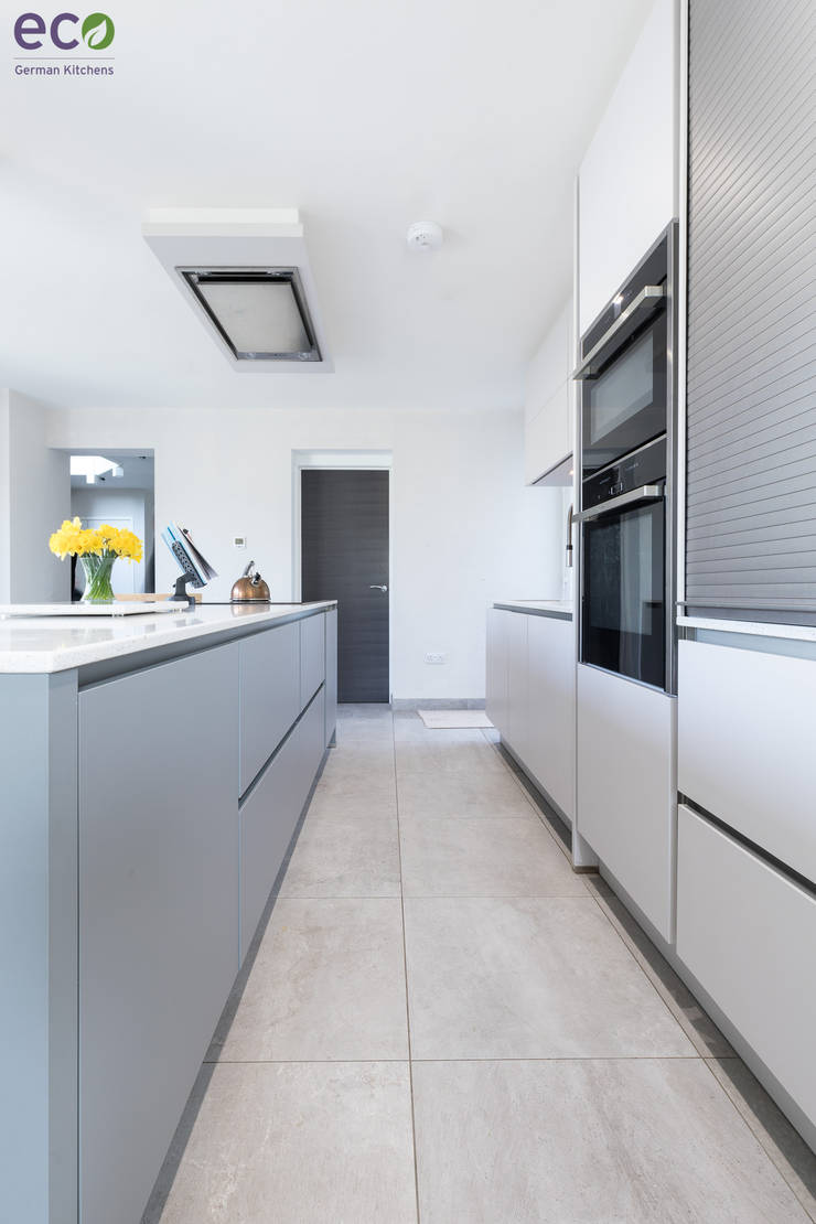 Handle Less Design In Modern Colours Por Eco German Kitchens Homify Cozinhas Por Eco German Kitchens