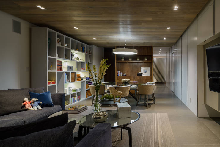 Salas multimedia de estilo  por NIVEL TRES ARQUITECTURA