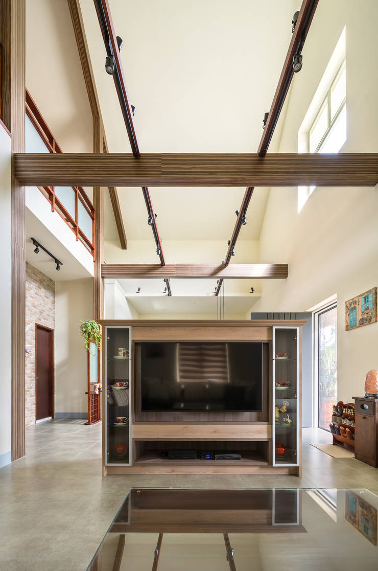  Phòng khách by 七澄建築有限公司