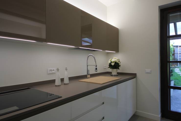 Come Rimodernare la Tua Vecchia Cucina: Esempi e Consigli