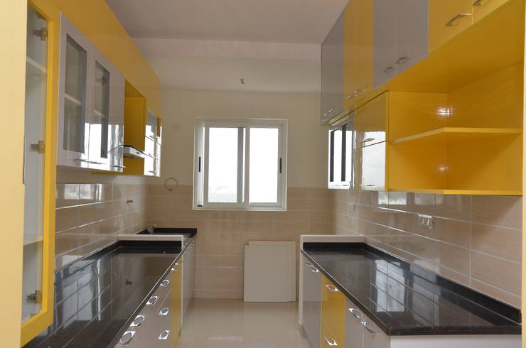 7 pictures of small and comfortable kitchens for Indian homes It is predominantly used in small spaces to obtain the most counter space.